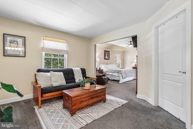 3 MORGAN HILL CT, Blackwood, NJ 08012