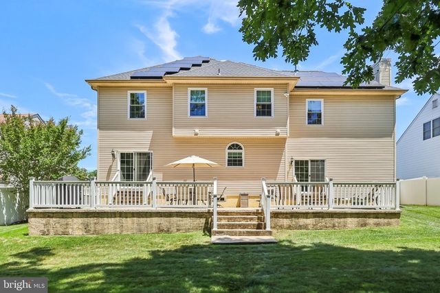 3 MORGAN HILL CT, Blackwood, NJ 08012