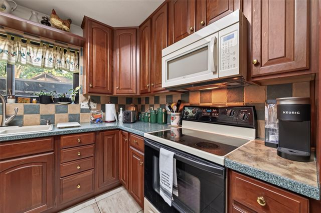 11711 Memorial Drive 239, Houston, TX 77024