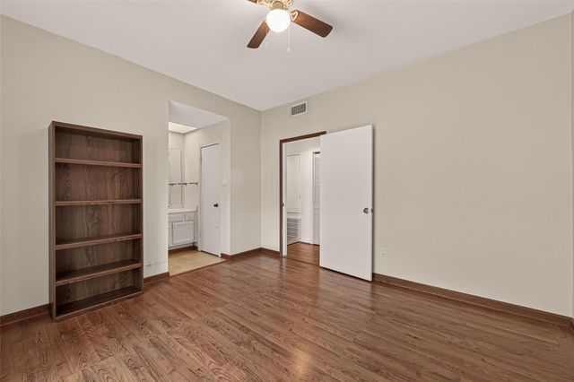 11711 Memorial Drive 239, Houston, TX 77024
