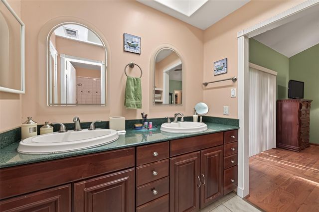 11711 Memorial Drive 239, Houston, TX 77024