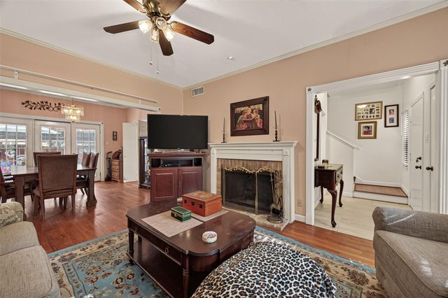 11711 Memorial Drive 239, Houston, TX 77024