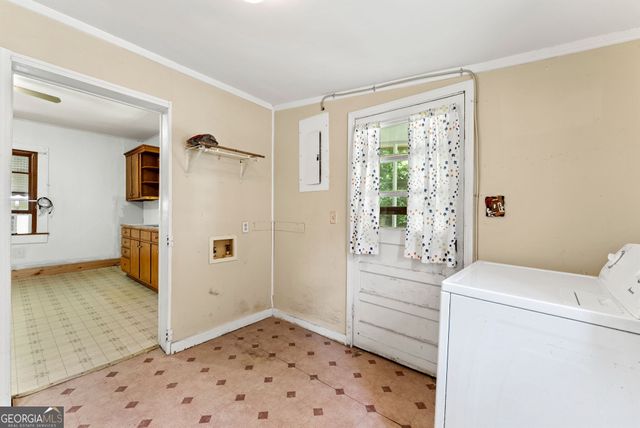 76 Park Street, Commerce, GA 30529