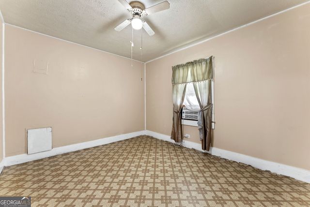 76 Park Street, Commerce, GA 30529