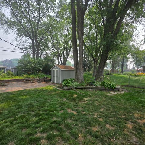 5570 Schutta Road, Shoreview, MN 55126