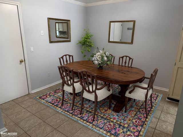 46930 Country Lane, Macomb, MI 48044