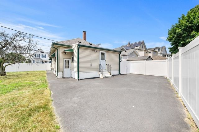 132 West Street, Malden, MA 02148