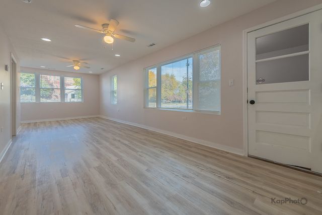 2029 S Canalport Avenue 2, Chicago, IL 60616