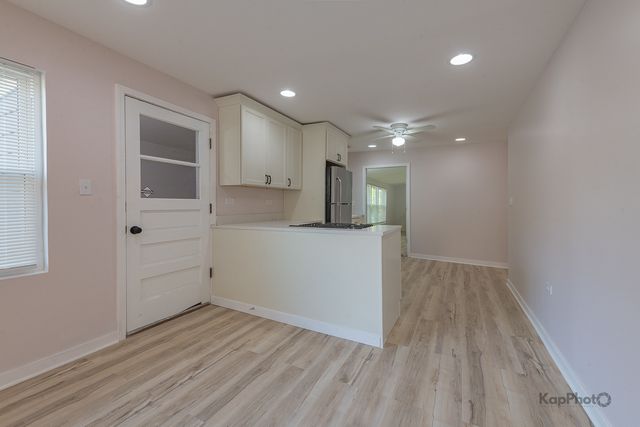 2029 S Canalport Avenue 2, Chicago, IL 60616