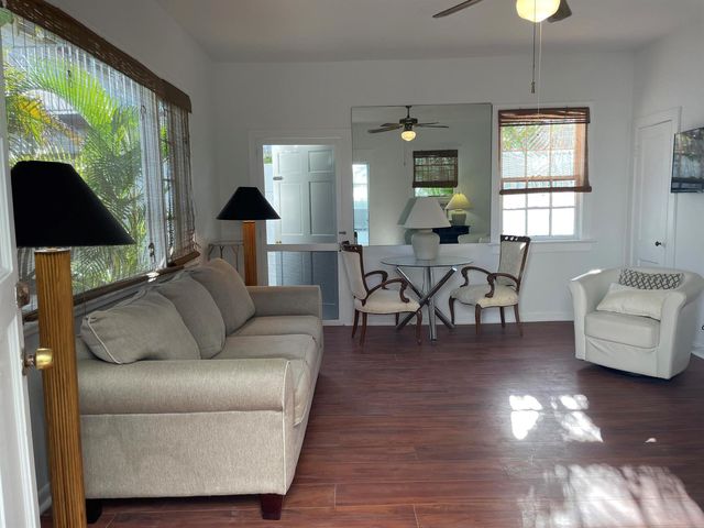 150 Australian Avenue Cottage, Palm Beach, FL 33480