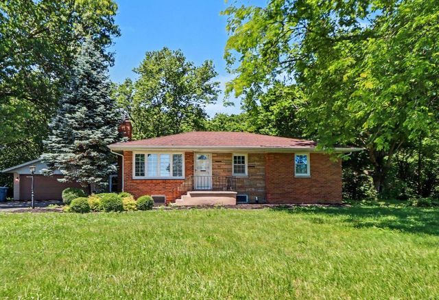 750 N 200 W, Valparaiso, IN 46385