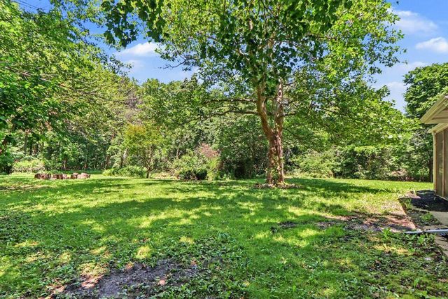 750 N 200 W, Valparaiso, IN 46385