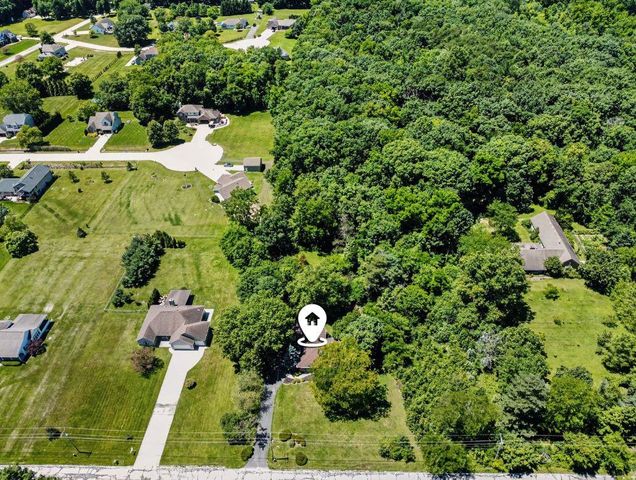 750 N 200 W, Valparaiso, IN 46385