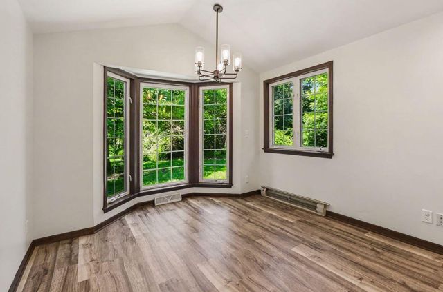 750 N 200 W, Valparaiso, IN 46385