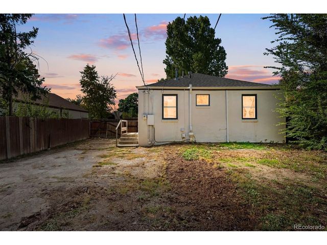 1232 Upham St, Lakewood, CO 80214