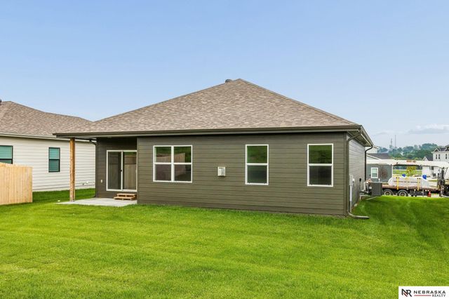 16105 Isabella Street, Bennington, NE 68007
