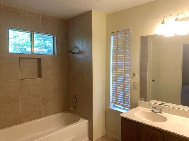 14045 Maricella LN, Pflugerville, TX 78660