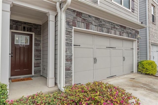 7653 Castle Avenue, Fairburn, GA 30213