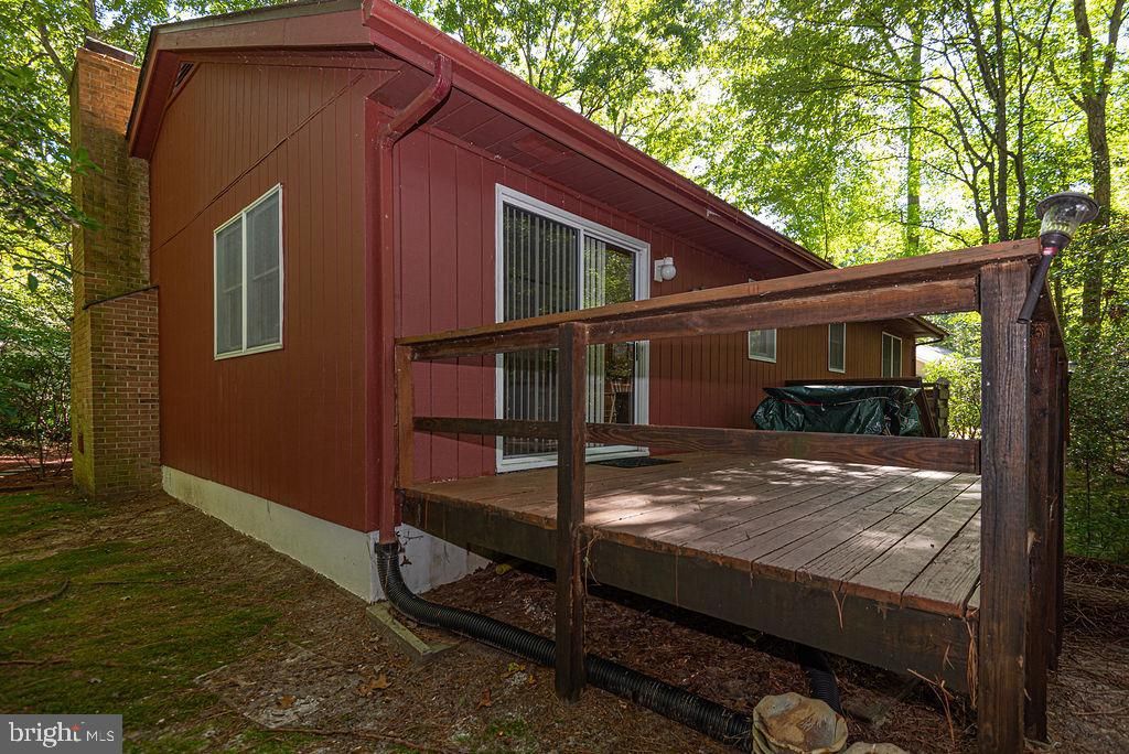 Image 10 of property listing at 32 WHALER LN, Ocean Pines, MD 21811