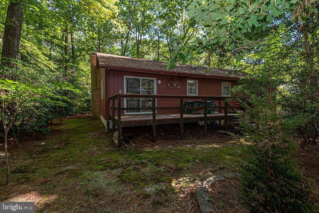 Image 12 of property listing at 32 WHALER LN, Ocean Pines, MD 21811