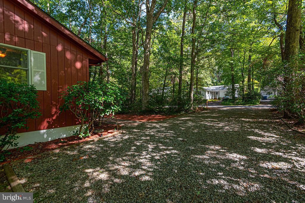 Image 16 of property listing at 32 WHALER LN, Ocean Pines, MD 21811