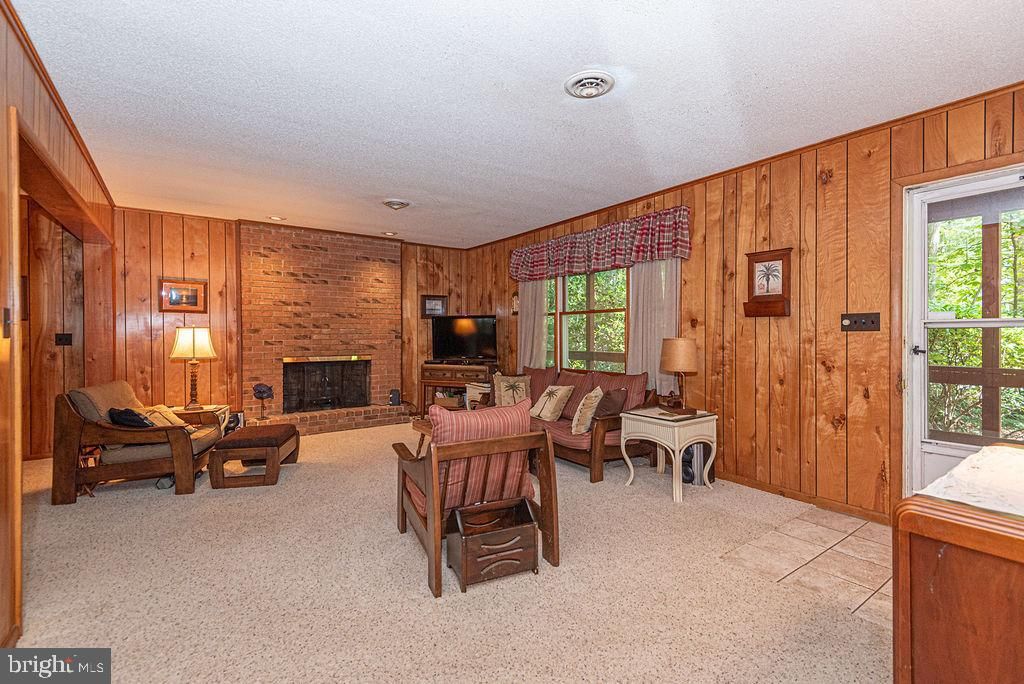 Image 23 of property listing at 32 WHALER LN, Ocean Pines, MD 21811