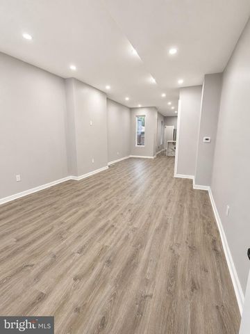 141 PEACH ST, Reading, PA 19602