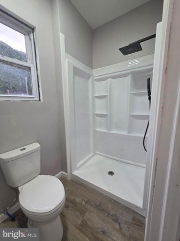 141 PEACH ST, Reading, PA 19602