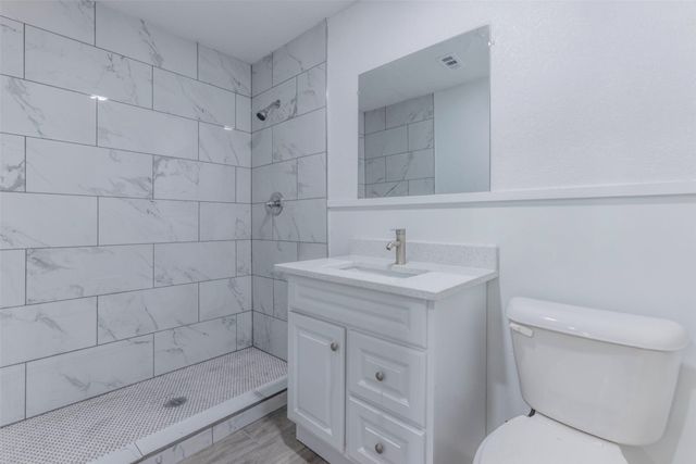 337 Travis Lane, Hewitt, TX 76643