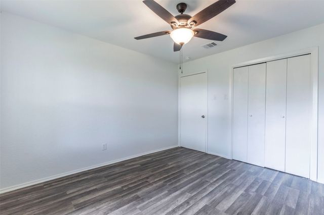 337 Travis Lane, Hewitt, TX 76643