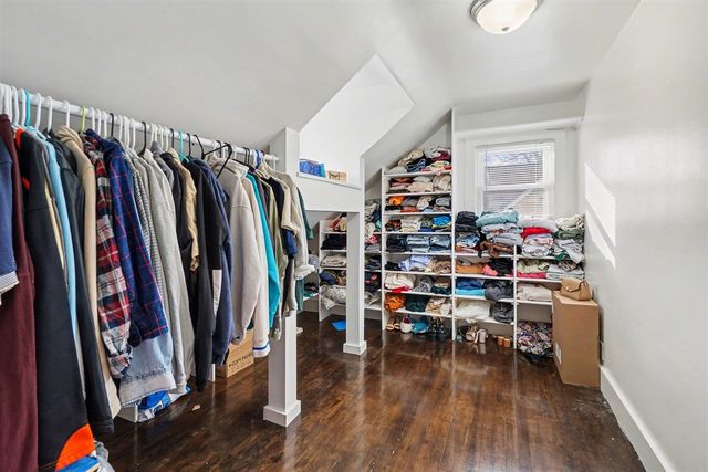 2720 W Main Street, Kalamazoo, MI 49006