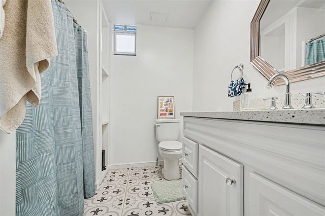 2720 W Main Street, Kalamazoo, MI 49006