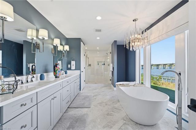 109 Riverside DR, Suffolk, VA 23435