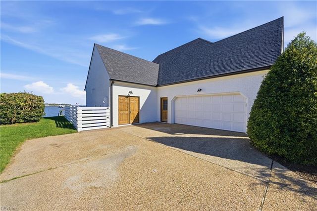 109 Riverside DR, Suffolk, VA 23435