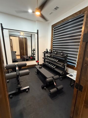 6410 Tuscany Park Drive, Arlington, TX 76016