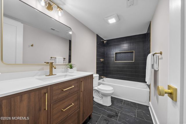 82 Oriskany Drive, Freehold, NJ 07728