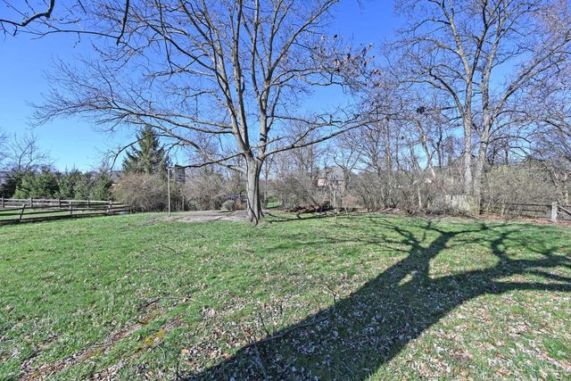 7651 Sagamore Drive, Cincinnati, OH 45236