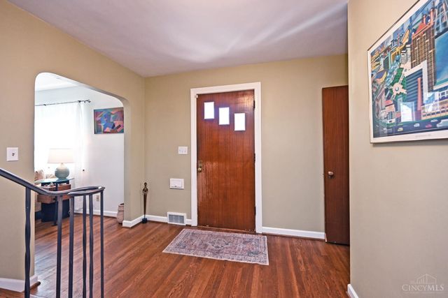 7651 Sagamore Drive, Cincinnati, OH 45236