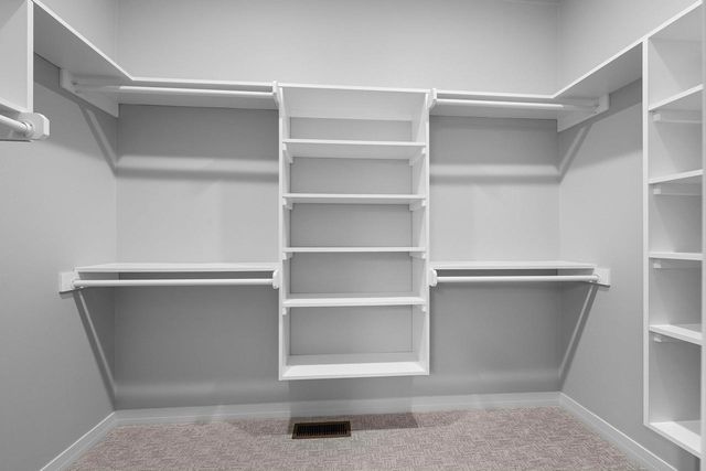 2850 ELM TREE, Howard, WI 54313