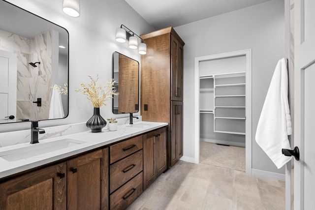 2850 ELM TREE, Howard, WI 54313