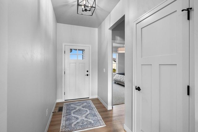 2850 ELM TREE, Howard, WI 54313