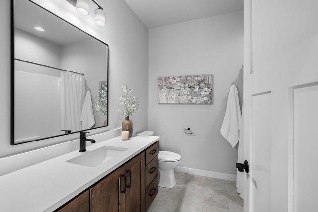 2850 ELM TREE, Howard, WI 54313