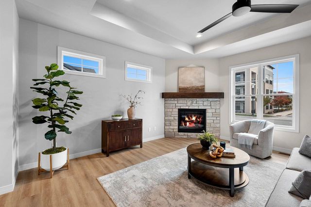 2850 ELM TREE, Howard, WI 54313