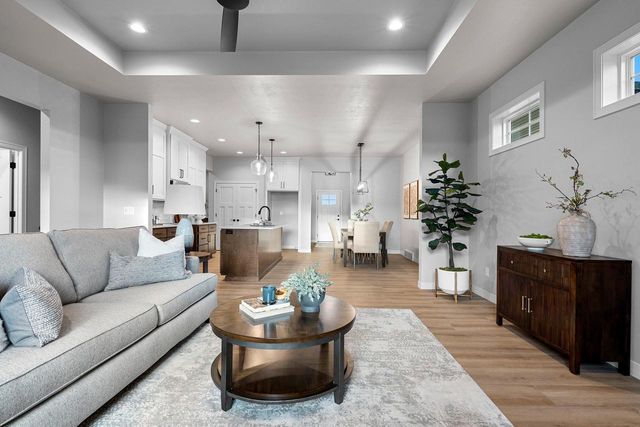 2850 ELM TREE, Howard, WI 54313