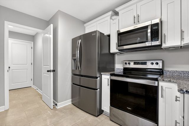 702 Cill St, Smithville, TN 37166