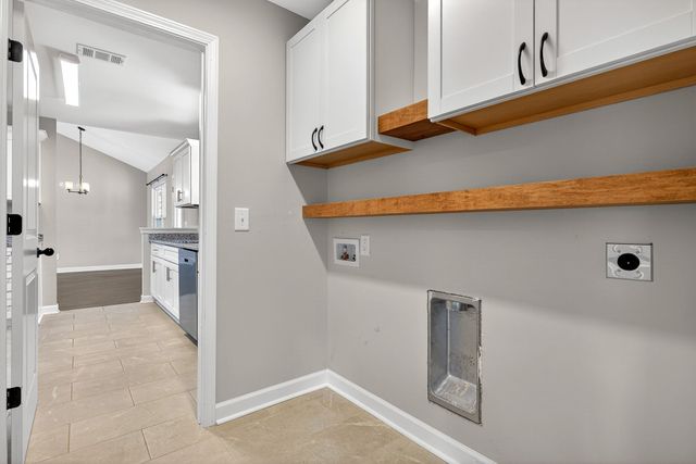 702 Cill St, Smithville, TN 37166