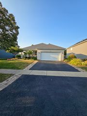 540 Alcott Lane, Bolingbrook, IL 60440
