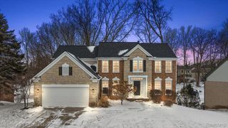 1412 Marina Pointe Boulevard, Lake Orion Village, MI 48362