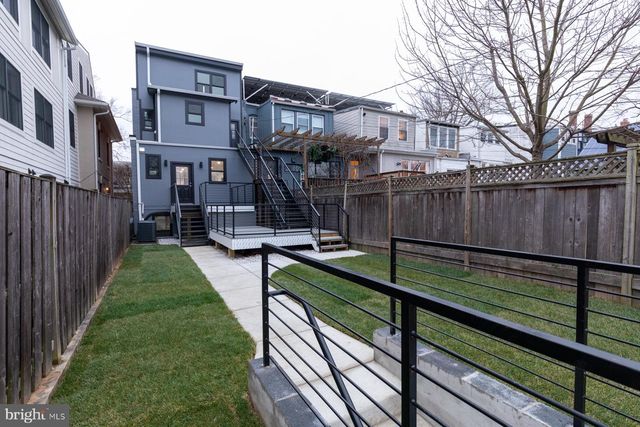 1321 SHEPHERD ST NW #1, Washington, DC 20011