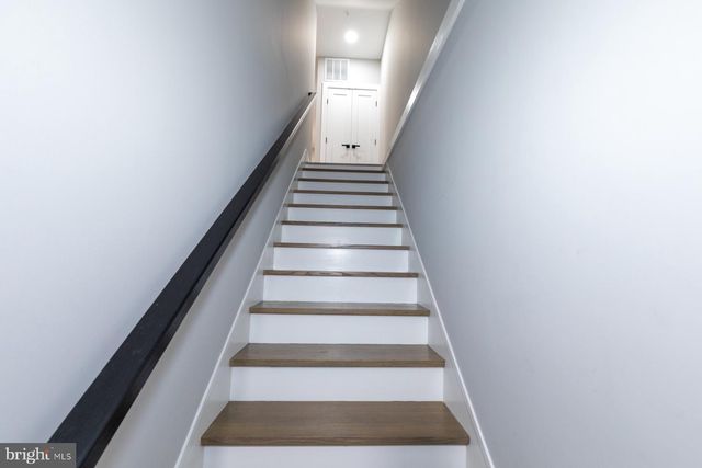 1321 SHEPHERD ST NW #1, Washington, DC 20011